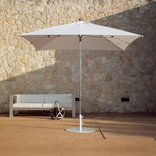 Sombrillas serenas de aluminio y Sunbrella calidad hotelera